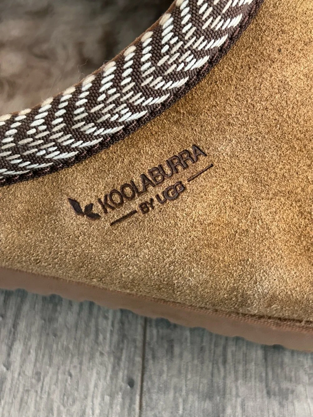 Kookaburra by UGG Burree Slippers Size 12